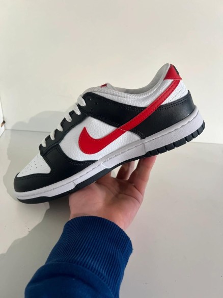 Nike dunk low red swoosh panda