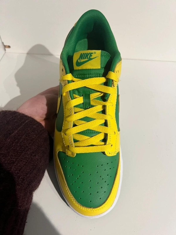 Nike dunk low reverse brazil 2