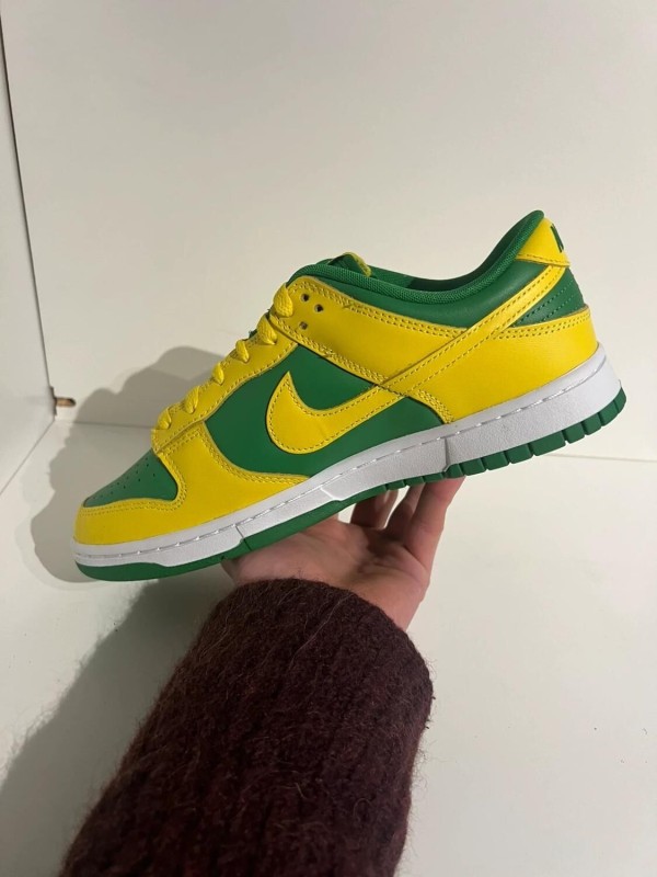 Nike dunk low reverse brazil 2