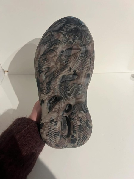 Yeezy foam runner MX cinder