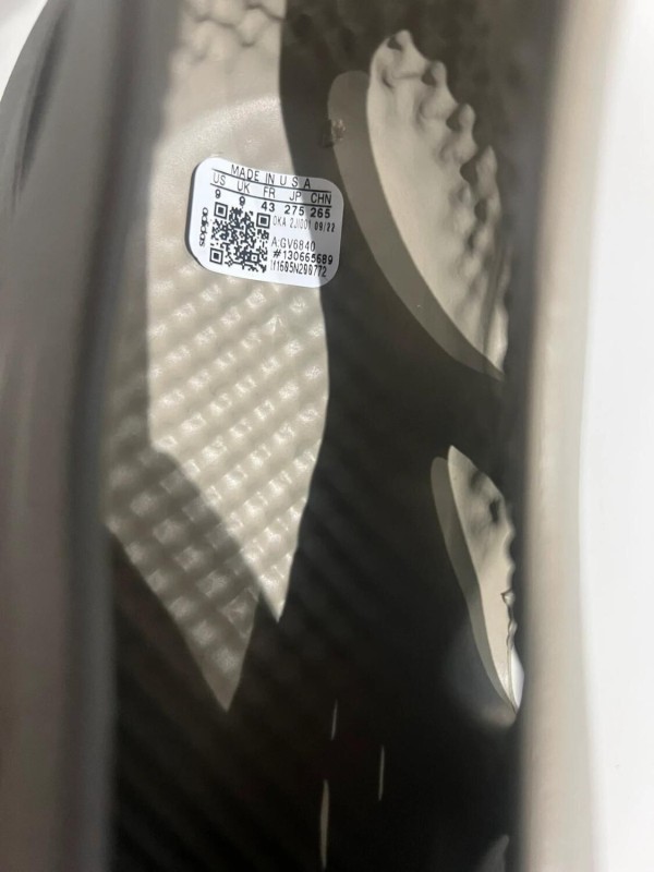 Yeezy foam runner stone salt 2