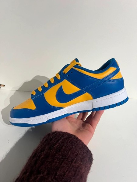 Nike dunk low UCLA
