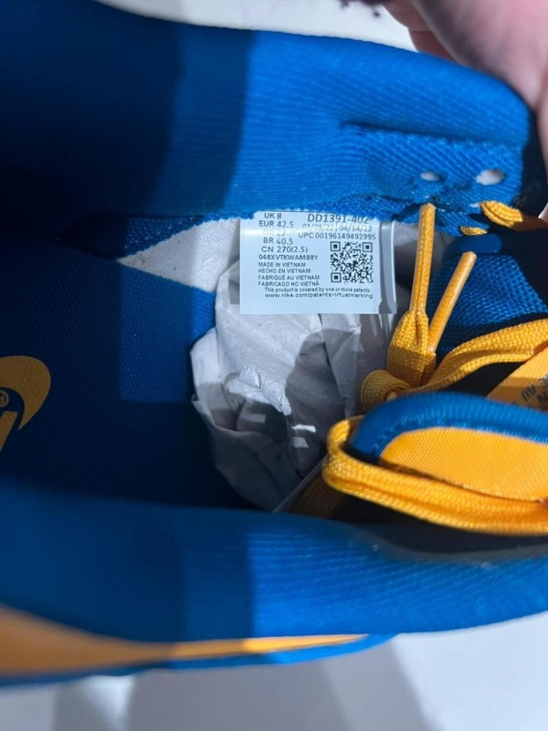 Nike dunk low UCLA 2
