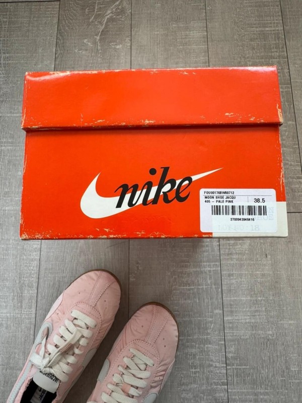 Nike Jacquemus moon shoe pink 2