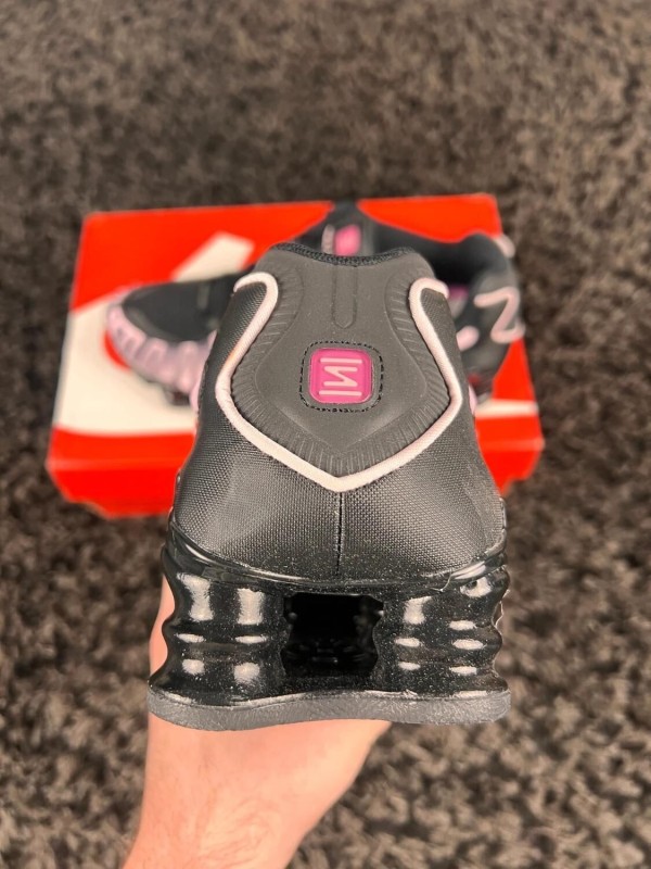 Nike shox TL noir rose playful pink taille 43 2