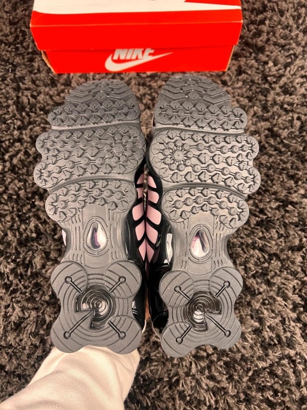 Nike shox TL noir rose playful pink taille 43 2