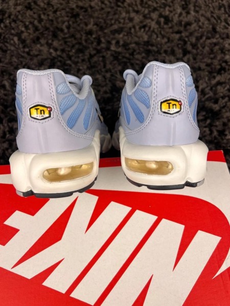 Nike air max plus TN bleu clair ghost Aluminum taille 36,5