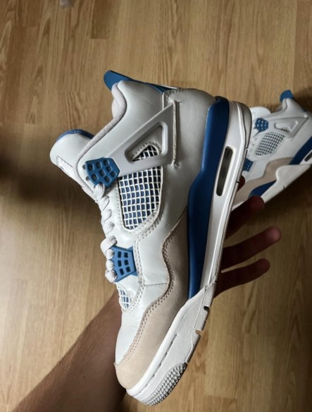 Nike air jordan 4 military blue