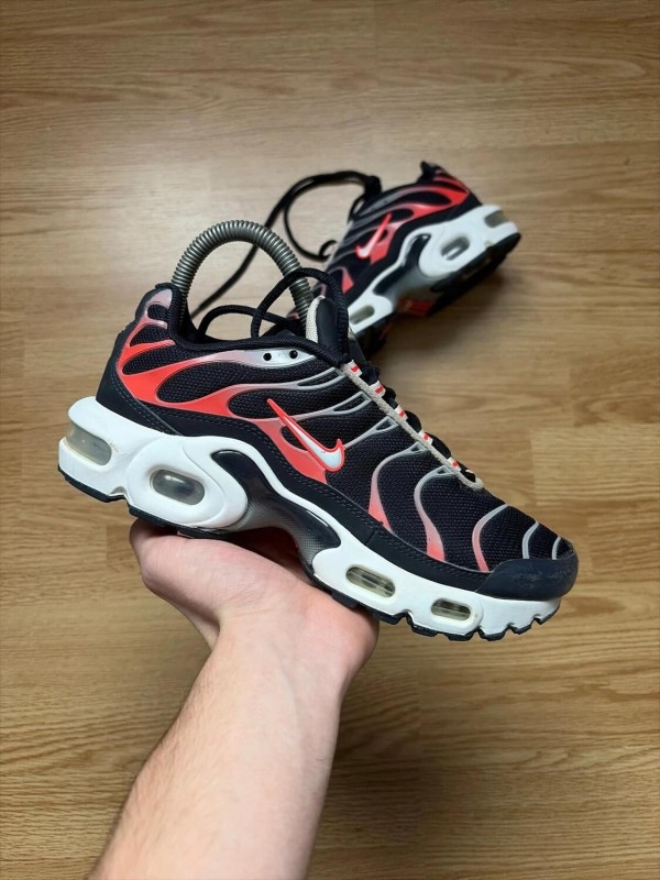 Nike Air Max Plus Obsidienne Foncé Cramoisi Brillant