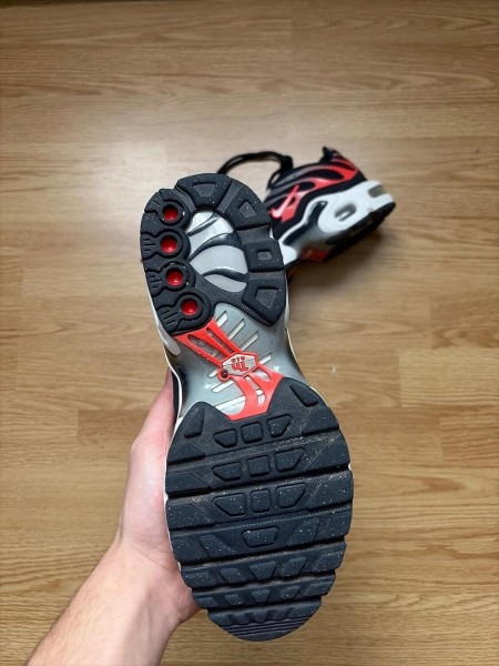 Nike Air Max Plus Obsidienne Foncé Cramoisi Brillant