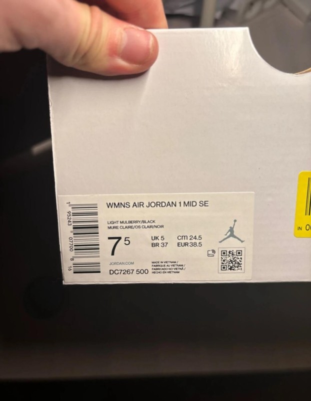 Jordan 1 Mid Particle Grey 2