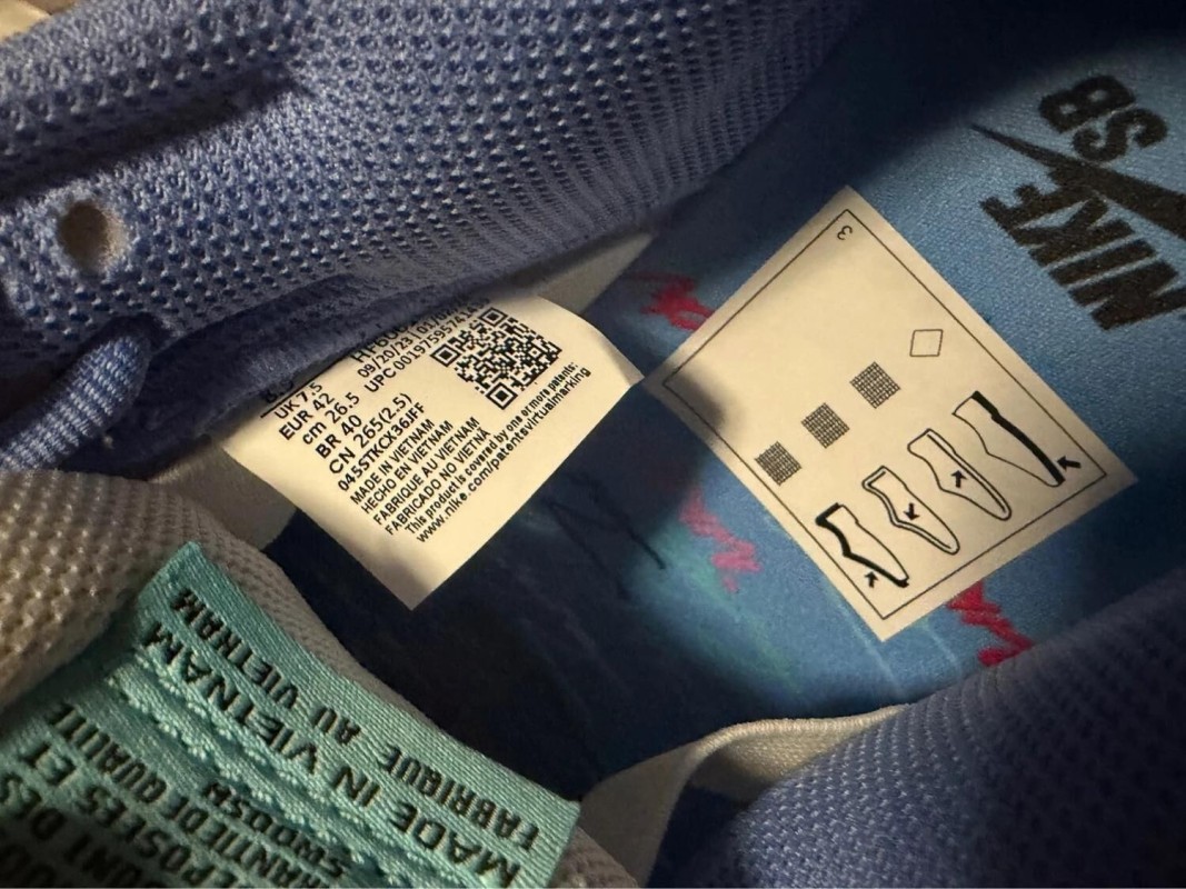 Nike SB futura laboratories 2