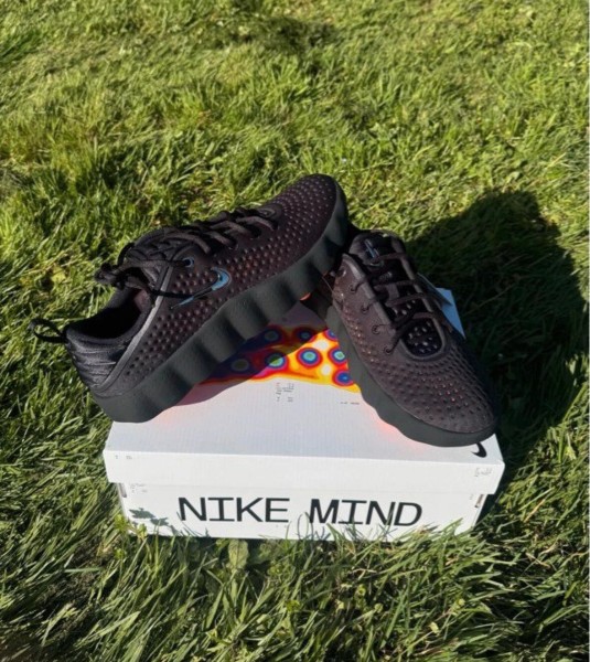 Nike Mind 002 Noir taille 42,5
