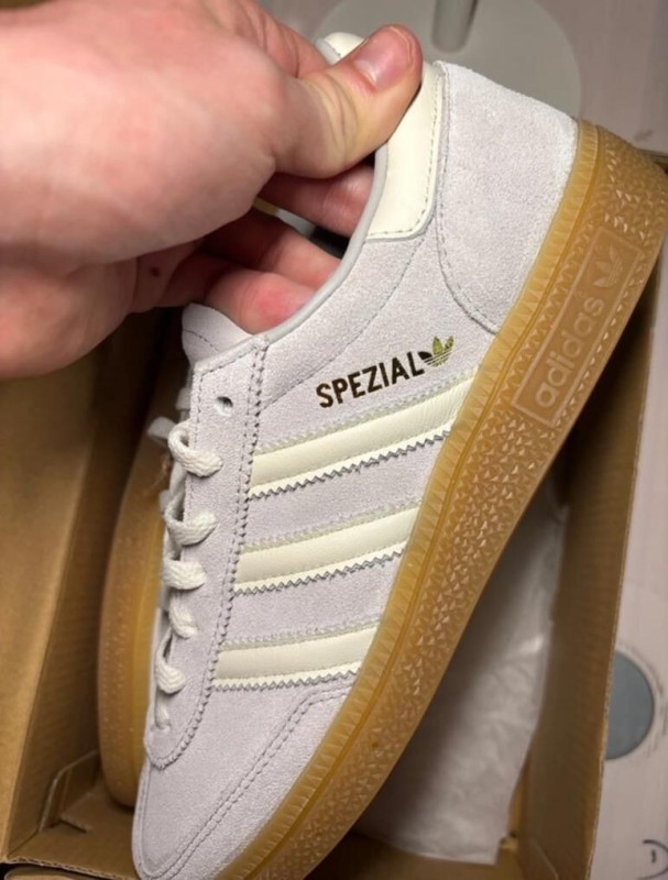 Handball spezial grey off white 2