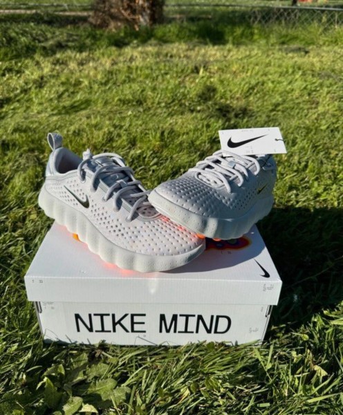 Nike Mind 002 grise taille 44