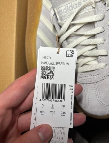 Handball spezial grey off white