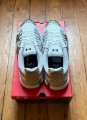 Under Armour UA sola white silver grey metallic blanc argent gris 40