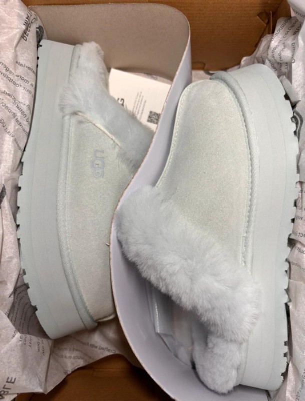 UGG disquette slipper goose 2
