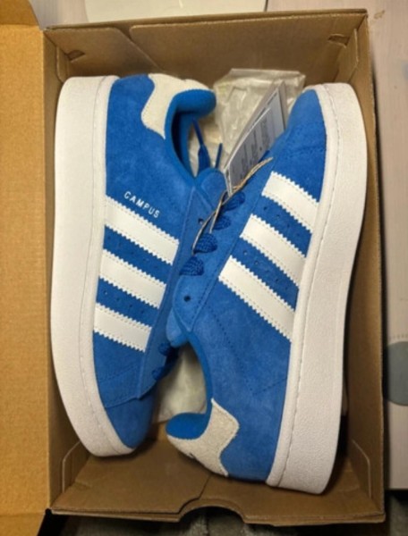 Campus 00s blue bird