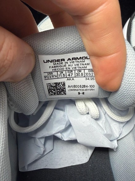 Under armour UA sola metallic white silver - taille 47