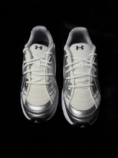 Under armour UA Sola White Metallic Silver - taille 43