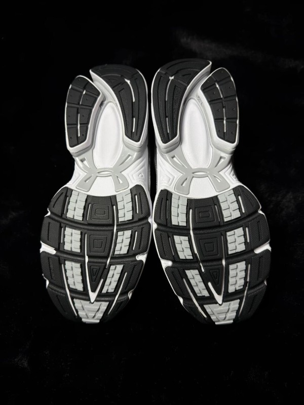 Under armour UA Sola White Metallic Silver - taille 43 2