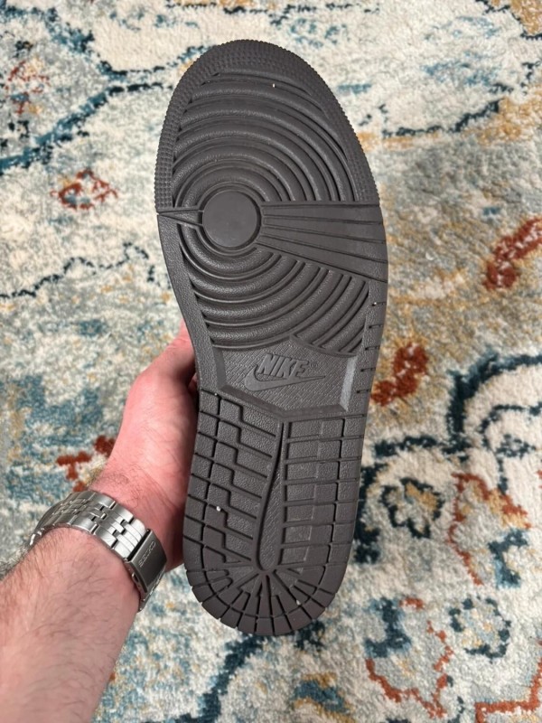 Air jordan 1 low Travis Scott velvet 2