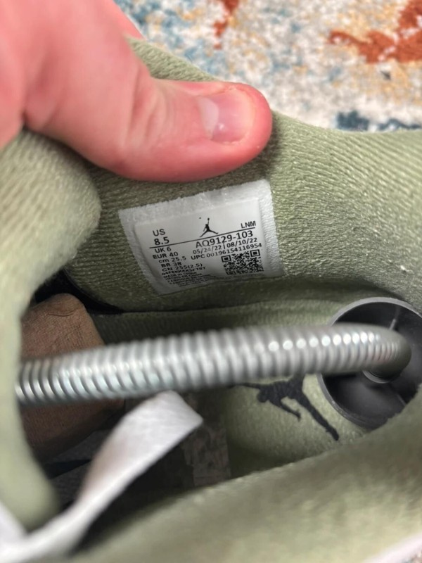 Air jordan 4 retro seafoam 2