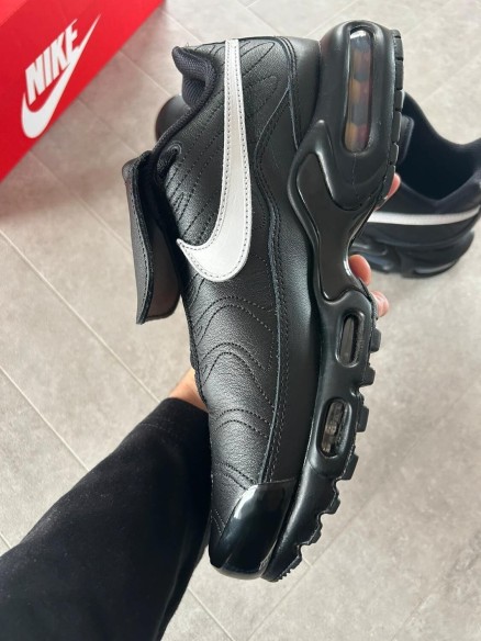 Nike air max plus tn tiempo black