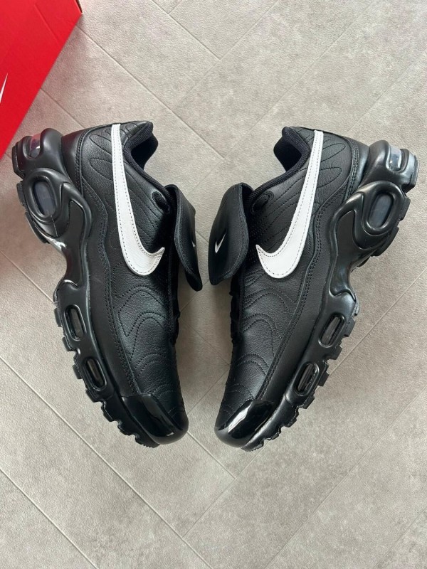 Nike air max plus tn tiempo black 2