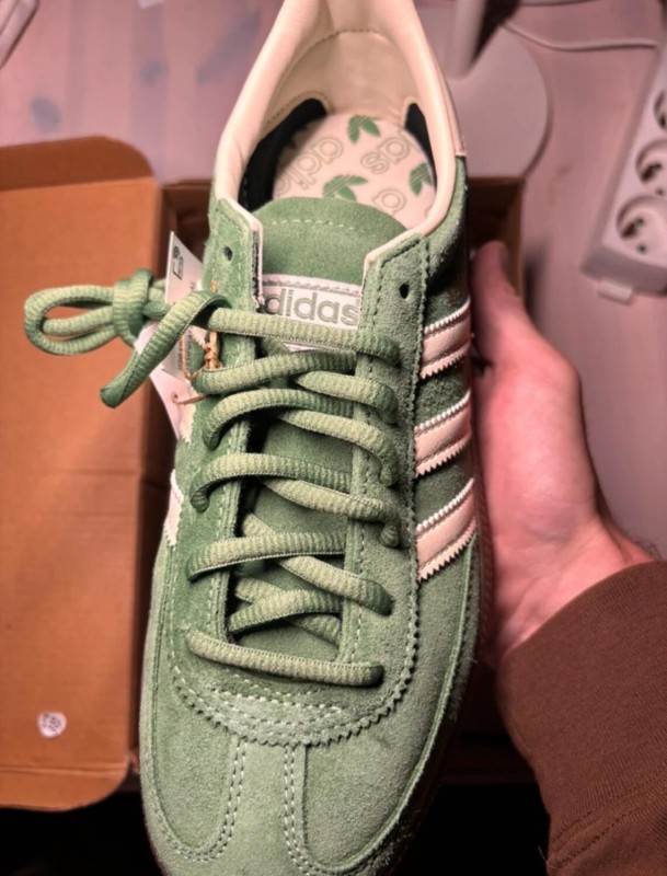 Handball spezial preloved green 2