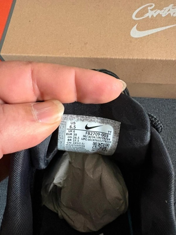 Nike air max 95 Corteiz Honey Black 39 2