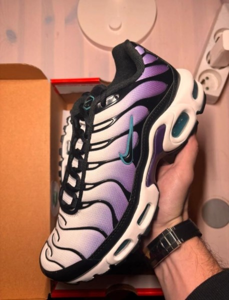 Nike Air Max plus reverse grappe taille 37,5