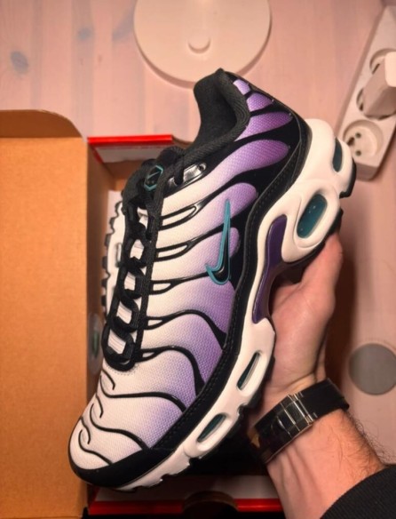 Nike Air Max plus reverse grappe taille 37,5
