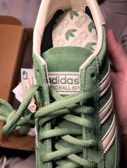 Handball spezial preloved green