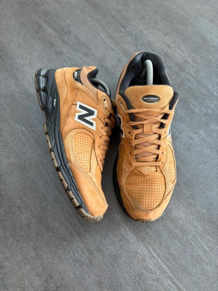 New balance 2002r brown - taille 44