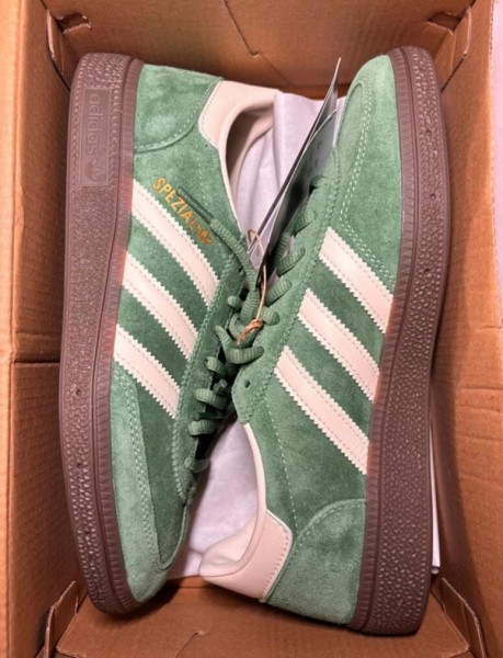 Handball spezial preloved green