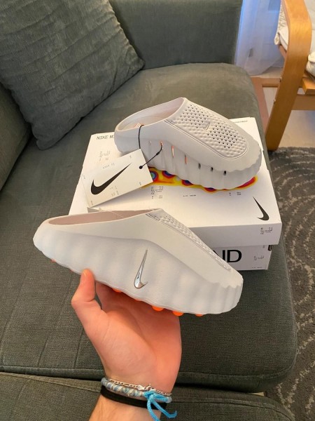 Nike Mind Grey