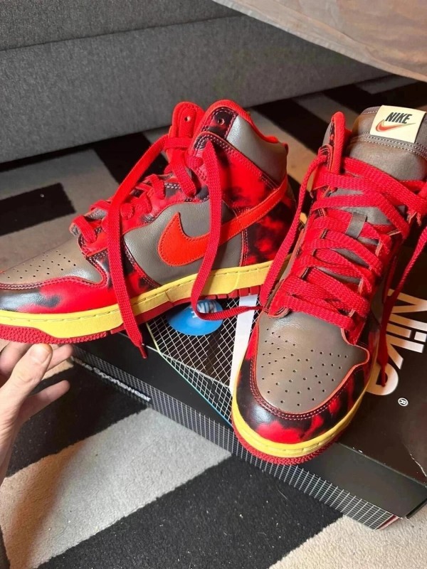 Nike Dunk High 1985 Red Chili 2