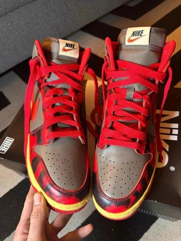 Nike Dunk High 1985 Red Chili 2