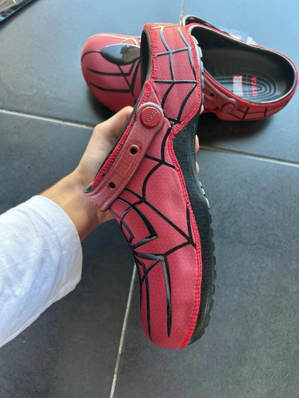 Crocs classic clog spiderman red black spider 2