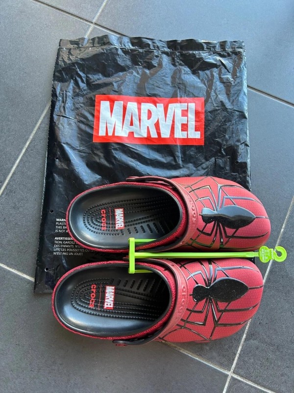 Crocs classic clog spiderman red black spider 2