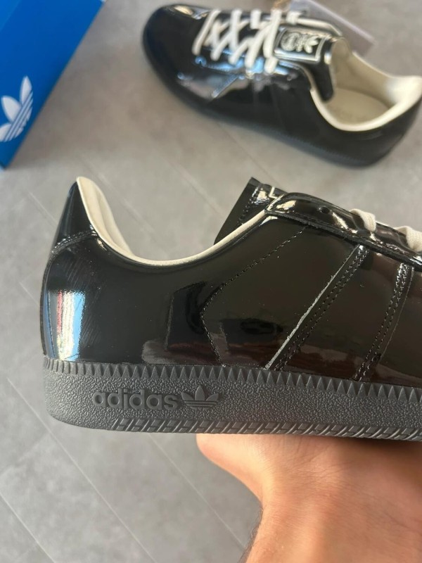 Adidas bw army core black patent brillant Tiktok 2