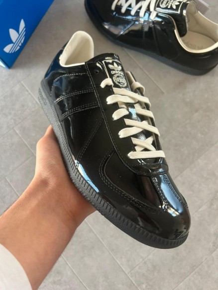 Adidas bw army core black patent brillant Tiktok