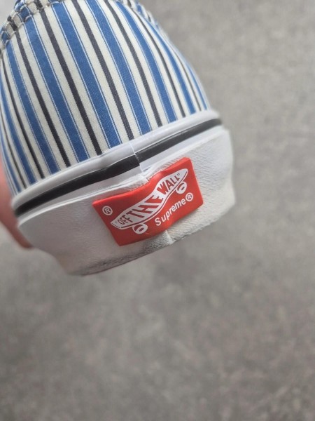 Vans authentic supreme comme des garcons taille 42,5