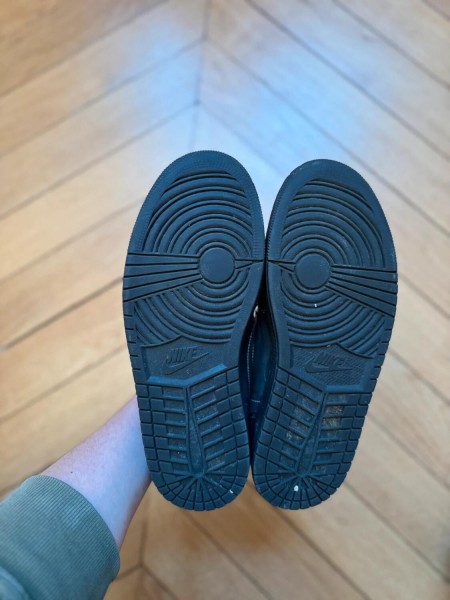 Air jordan 1 low travis scott black phantom