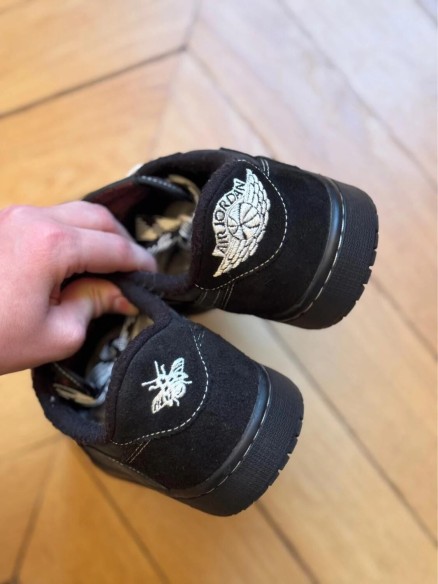 Air jordan 1 low travis scott black phantom