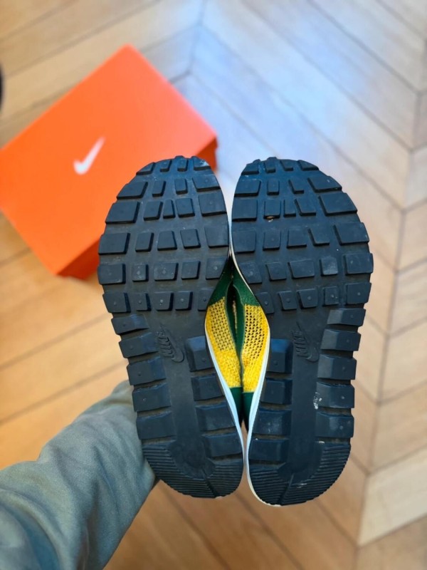 Nike vaporwaffle sacai yellow green brasil Brazil 2