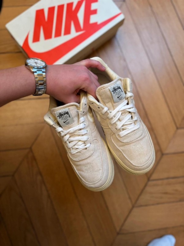 Nike X Stussy Air Force 1 low fossil 2