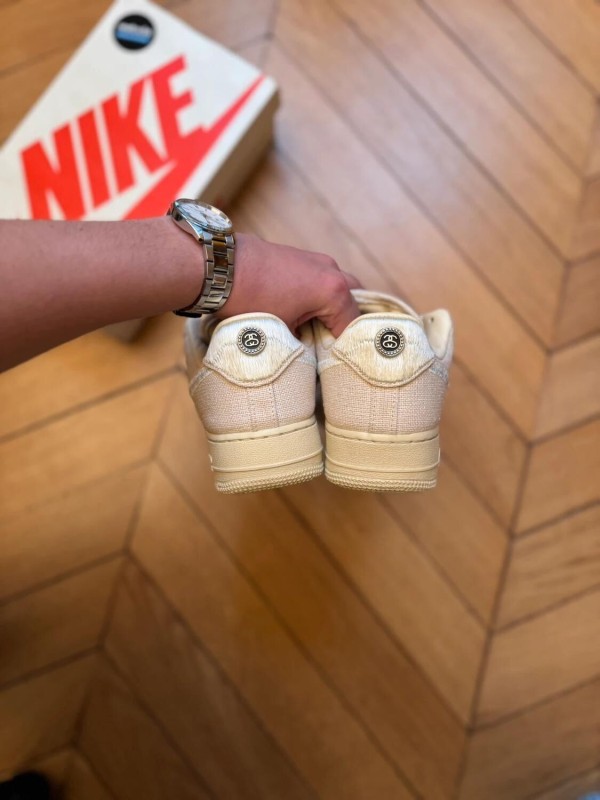 Nike X Stussy Air Force 1 low fossil 2